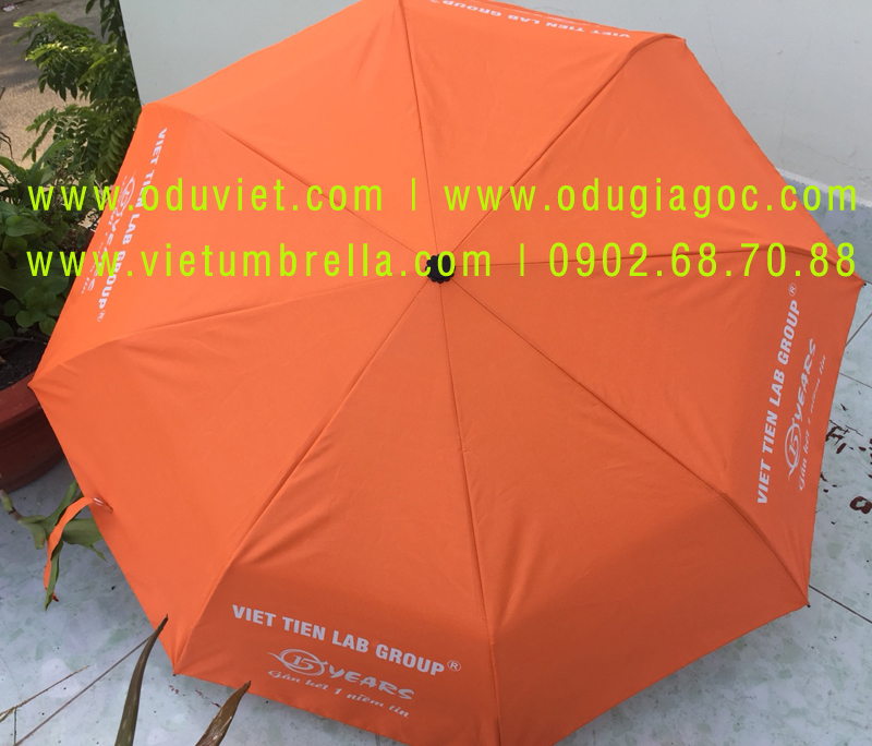 xưởng sản xuất ô dù cầm tay in logo quảng cáo